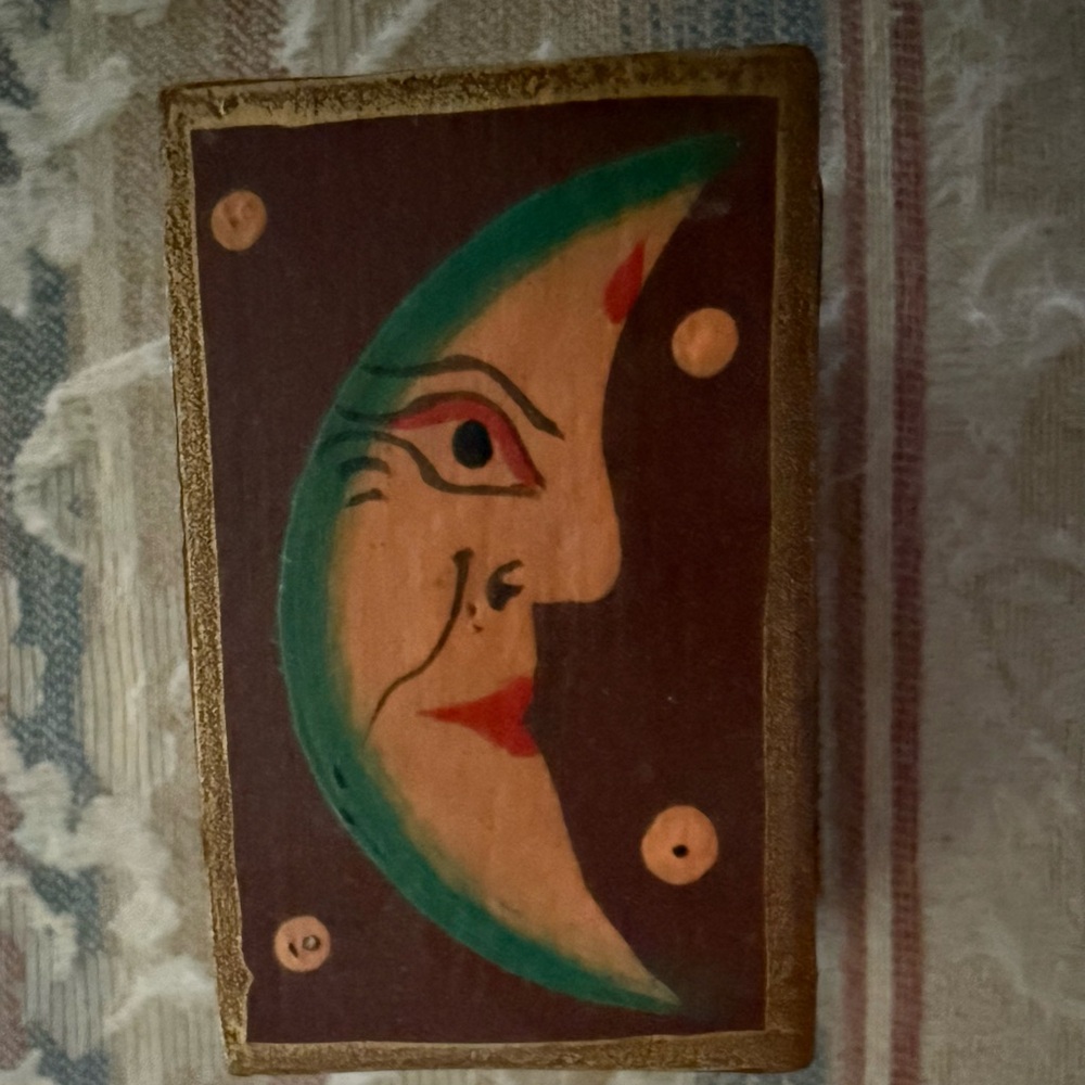 Small wooden trinket box